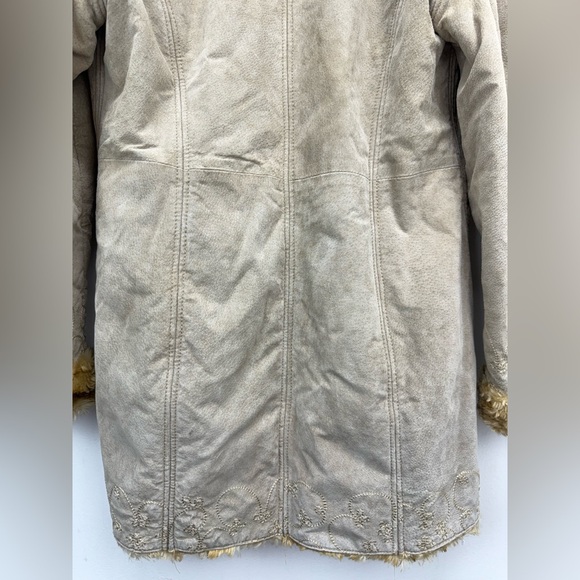 BKE size Large Women’s Diva Tan Suede Leather Faux Fur Trim Penny Lane Coat - Picture 13 of 13